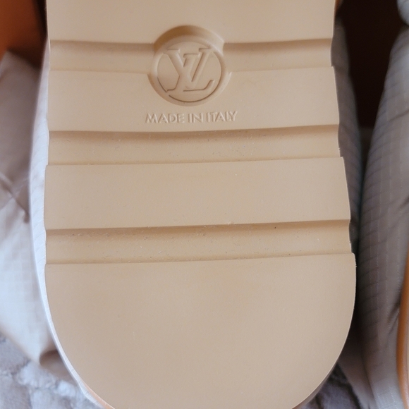 Louis Vuitton Pillow Boot Econyl 1854 Monogram Beige Creme Color 40=10US Limited - Picture 6 of 14